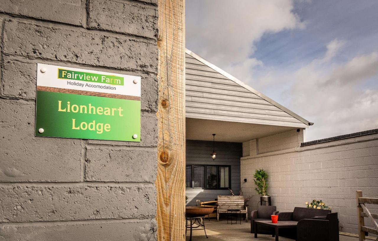 Lionheart Large Luxury Lodge - Sleeps 10- Dog Friendly,Near Sherwood Forest At Fairview Farm Nottingham Great For Family Gatherings ,Groups ,Parties Eksteriør billede